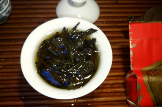 肉桂可以用紫砂壺沖泡嗎，紫砂壺能泡武夷巖茶肉桂用嗎？