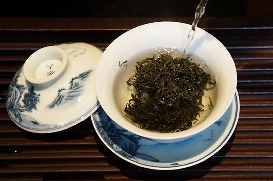 各類茶的注水方式，不同的茶泡茶時怎么注水
