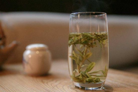 冷泡茶用什么茶葉最好，什么樣的茶適合冷泡？