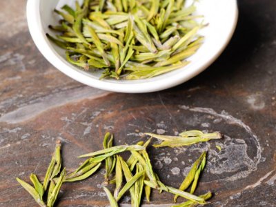 白茶品質(zhì)如何區(qū)分，白茶的優(yōu)劣質(zhì)量辨別方法