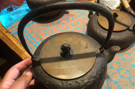 國產(chǎn)鐵壺危害，便宜鐵壺有毒嗎