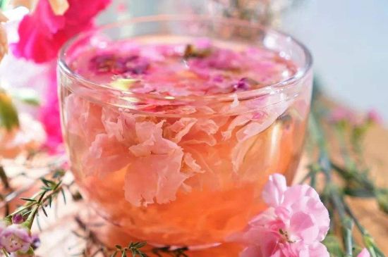玫瑰花的最佳搭配，喝玫瑰花茶搭配什么喝好？