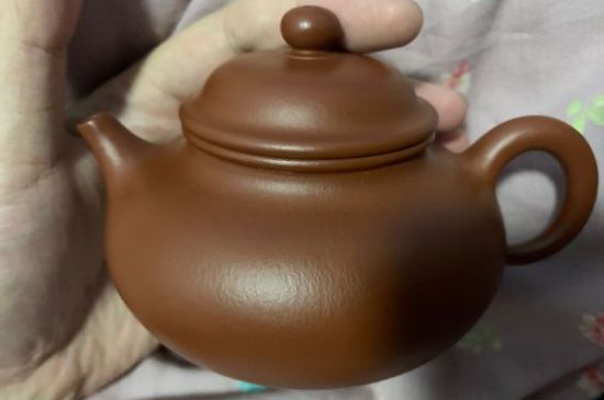 手工紫砂壺和模具壺有什么區(qū)別，快速鑒別手工壺模具壺