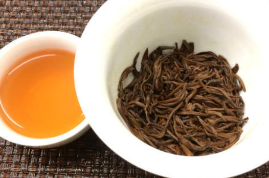 新茶和陳茶的區(qū)別，新茶和陳茶的介紹