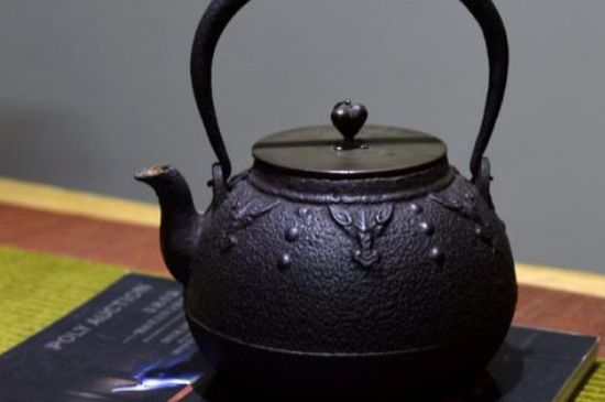 日本新鐵壺多少錢一個(gè)，如何選購鐵壺
