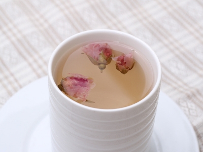 干玫瑰花泡前需要洗嗎，泡玫瑰花需要洗一下嗎？