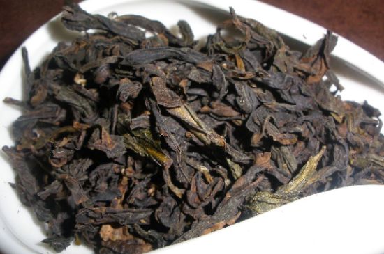 肉桂茶和大紅袍哪個貴，武夷山肉桂與大紅袍的價格比較