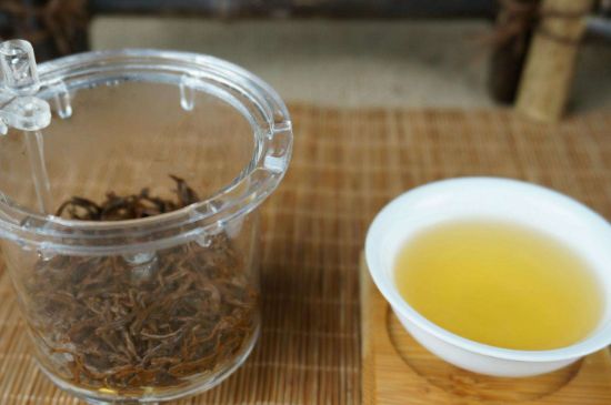 300塊錢(qián)的金駿眉能喝嗎，兩三百多金駿眉和一千多區(qū)別