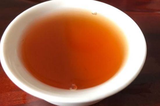 正山小種喝起來苦澀有點(diǎn)酸對(duì)嗎，正山小種發(fā)酸有害嗎