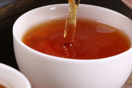 正山小種對(duì)胃好嗎，正山小種養(yǎng)胃還是傷胃