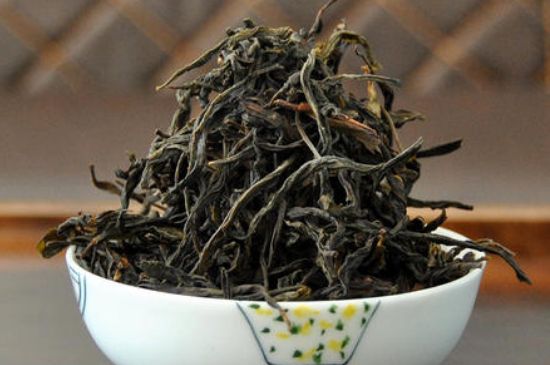 蜜蘭香和鴨屎香區(qū)別，鳳凰單樅鴨屎香vs蜜蘭香圖片對比