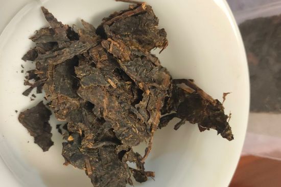 一天什么時候喝黑茶最好，喝黑茶一天最佳時間和季節(jié)