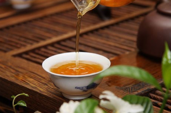 什么茶葉喝起來超級香，什么茶泡出來滿屋濃香?