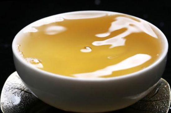 綠茶加重濕氣？濕氣體質(zhì)寒的人能喝綠茶嗎