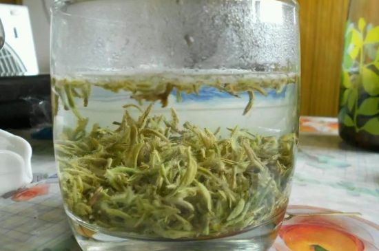 碧螺春為什么泡水渾濁，碧螺春茶葉泡水感覺很臟是混濁的