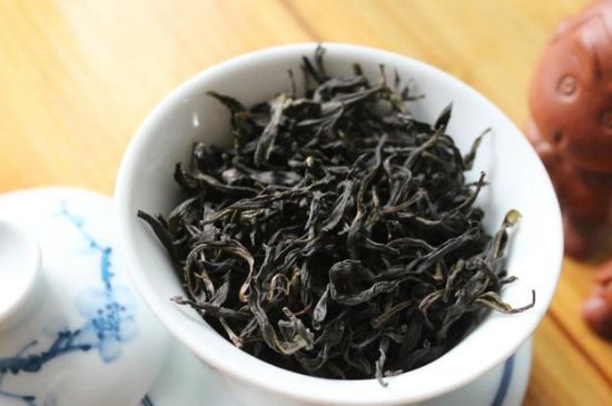 鋸朵仔跟鴨屎香哪個貴，鋸朵子和鴨屎香哪個好喝？