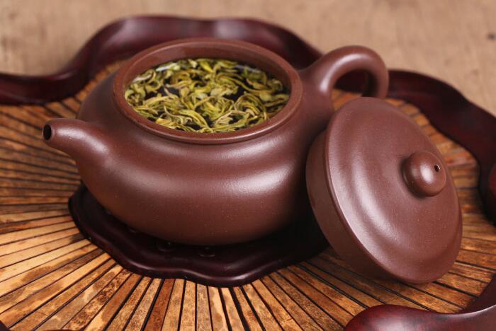 紫砂壺如何開壺，正確的<a href=http://m.rongxm.com/chaju/zisha/ target=_blank class=infotextkey>紫砂壺開壺</a>方法